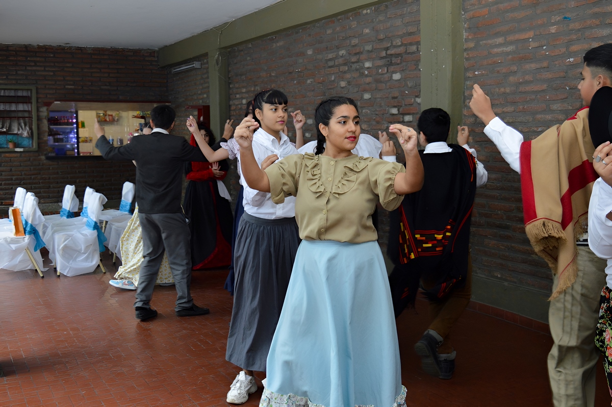 25 De Mayo