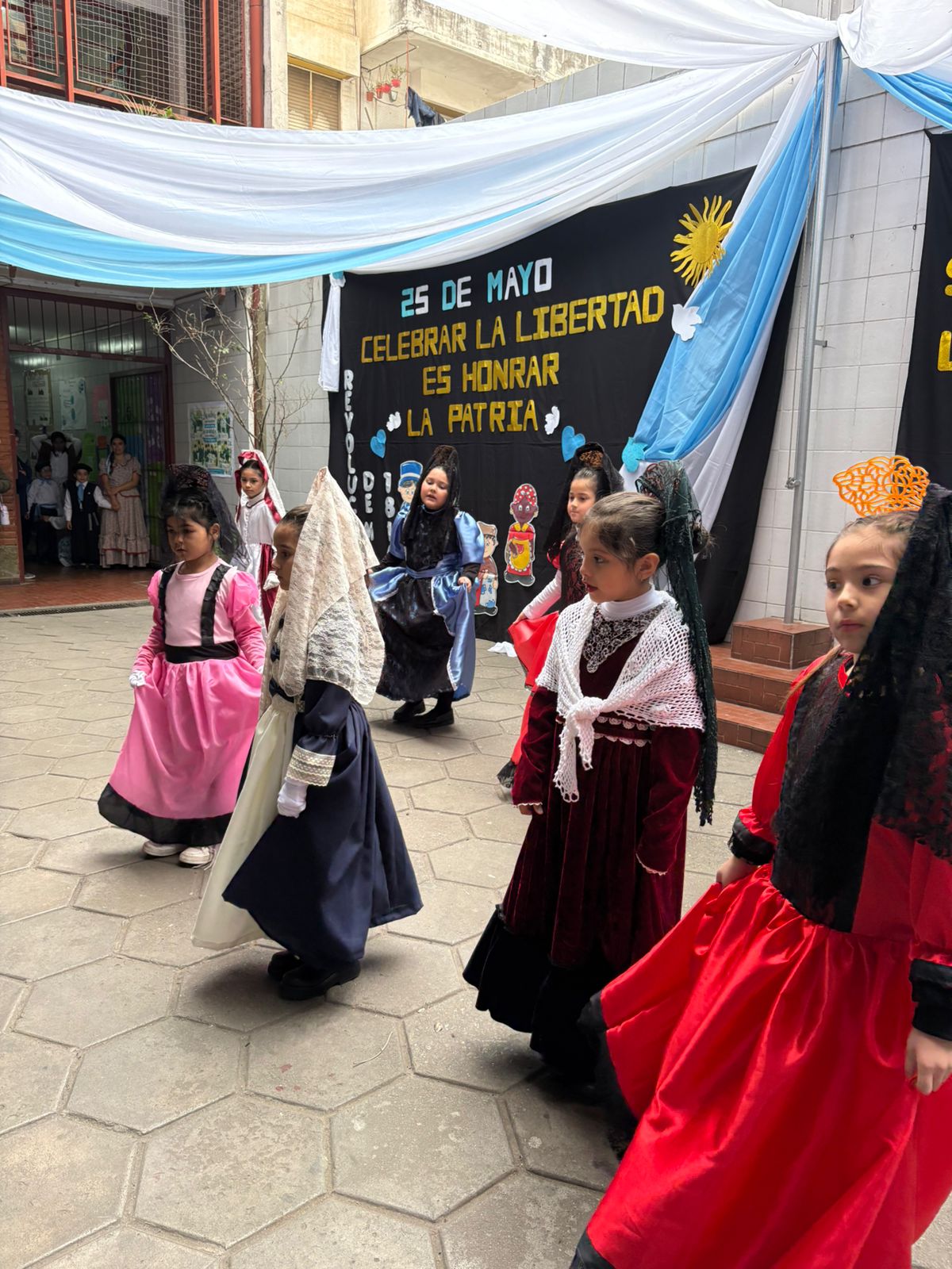 Acto 25 de mayo