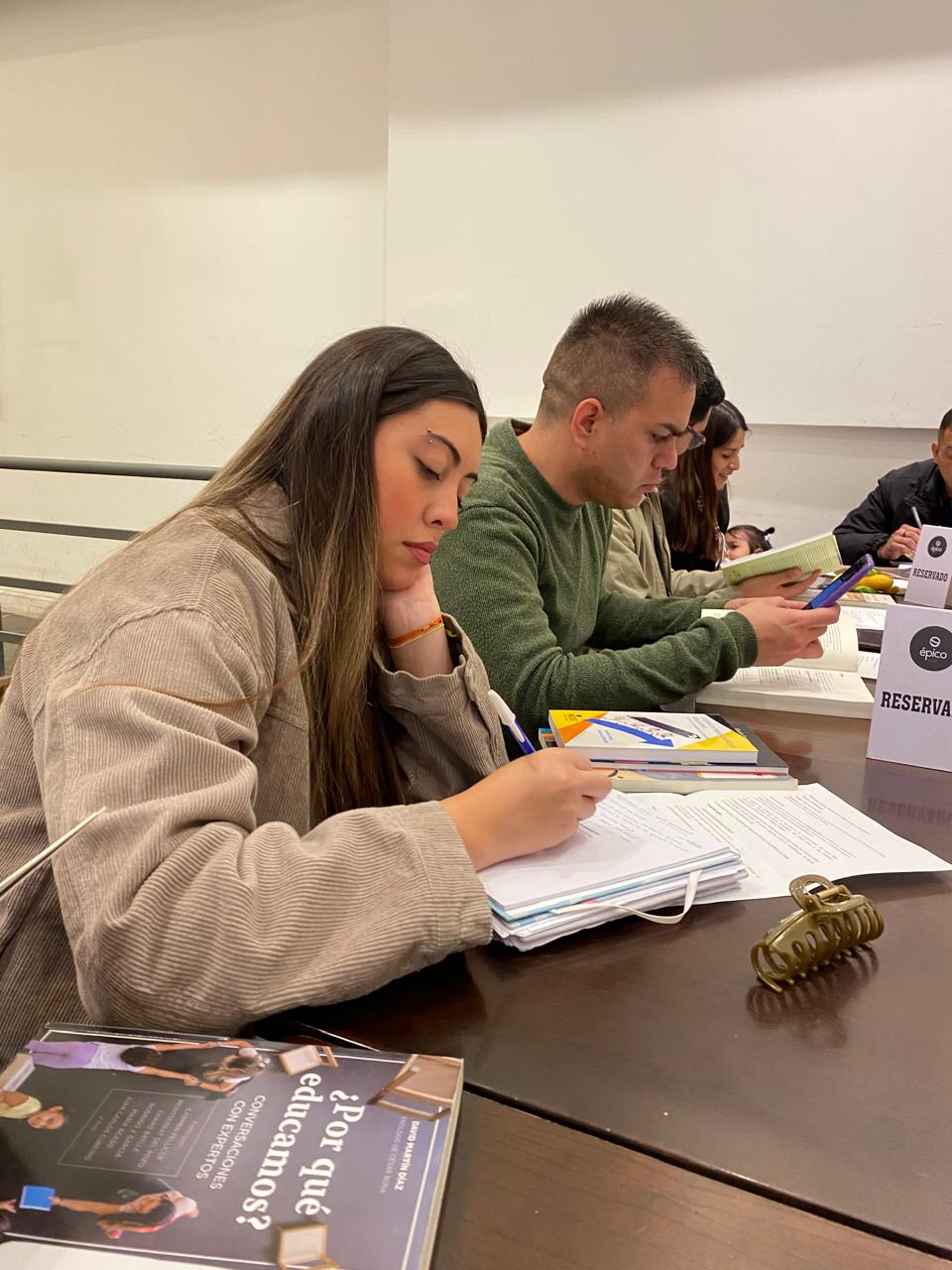 Café Literario en la Librería