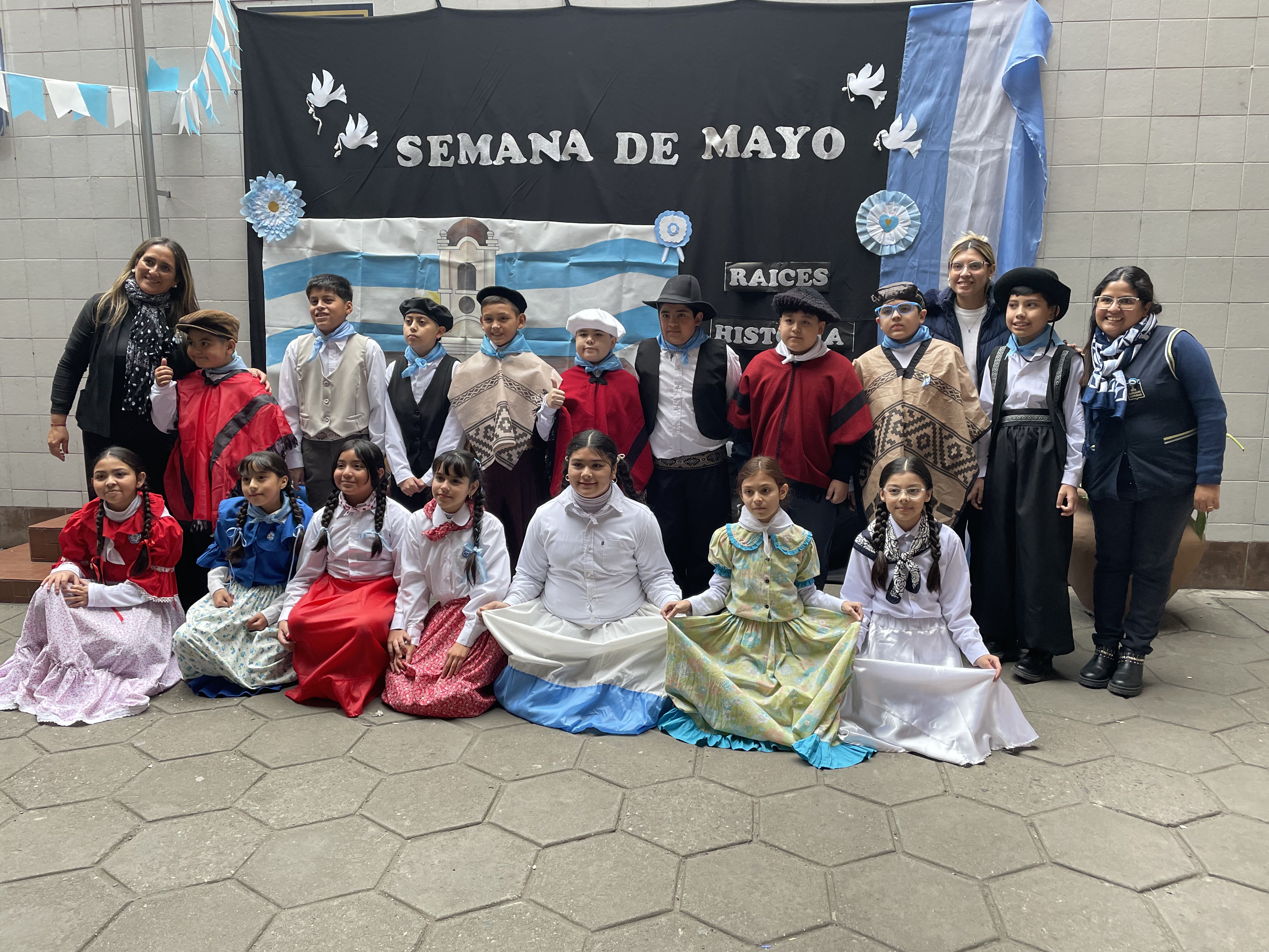 Muestras 25 de mayo