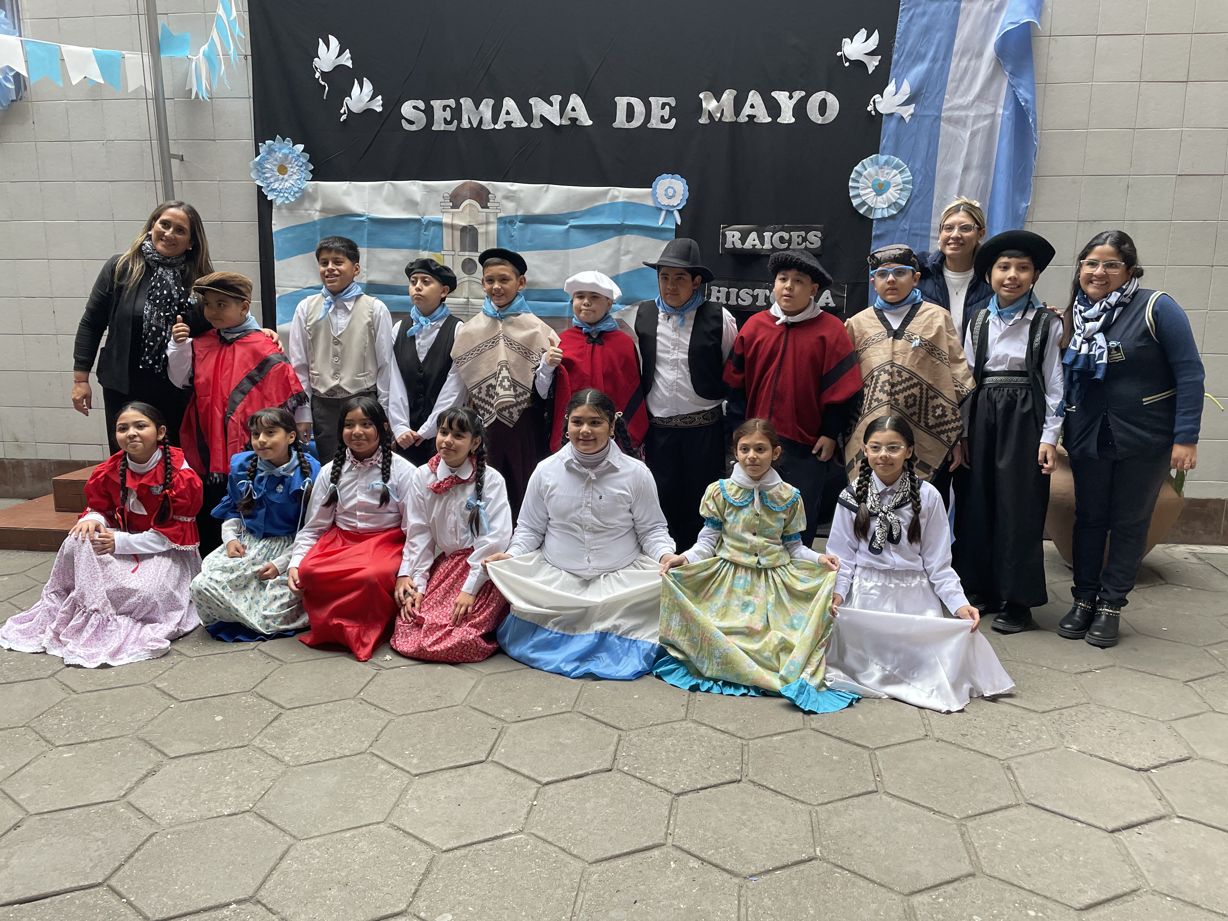 Muestras 25 de mayo