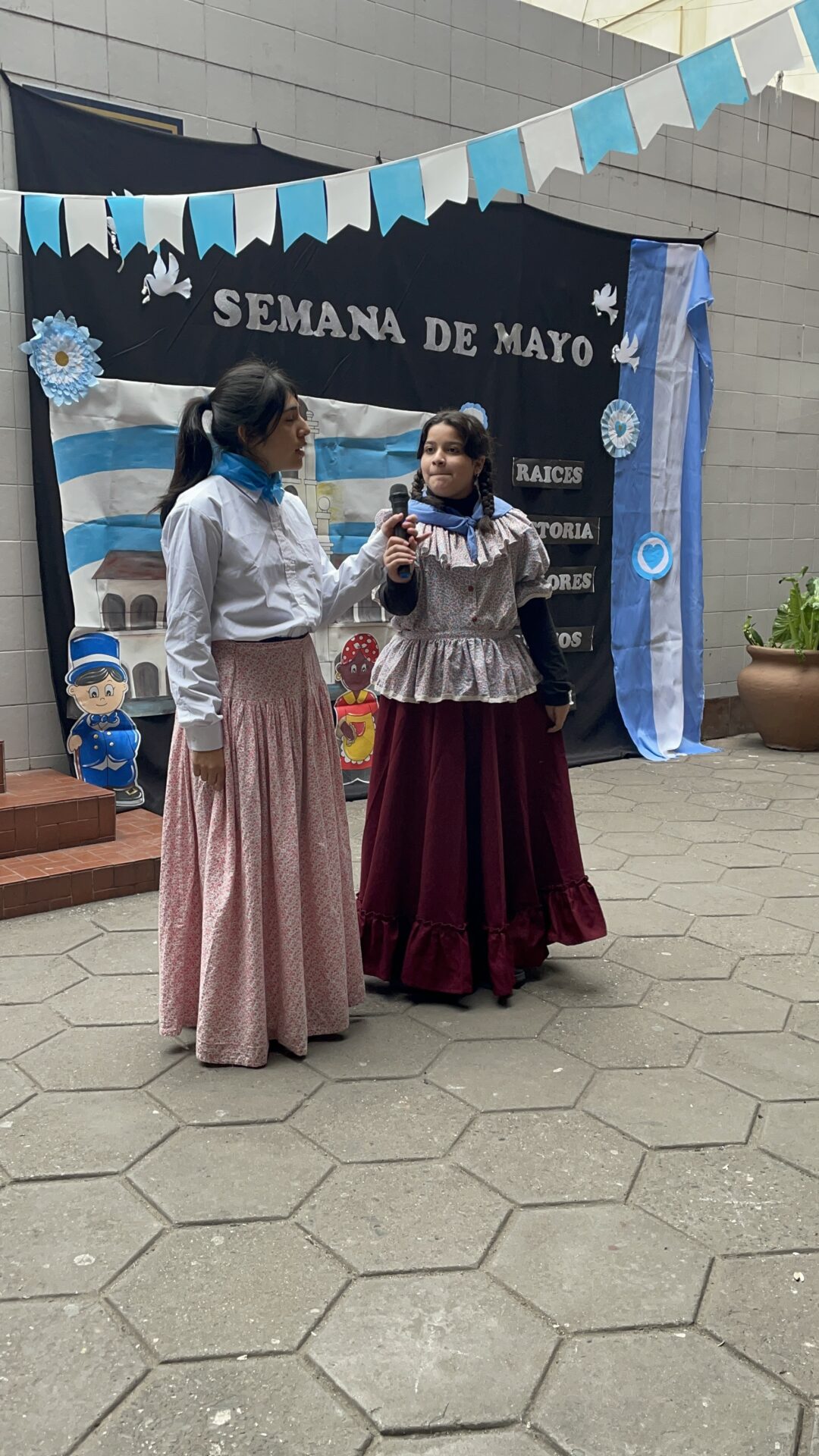 Muestras 25 de mayo