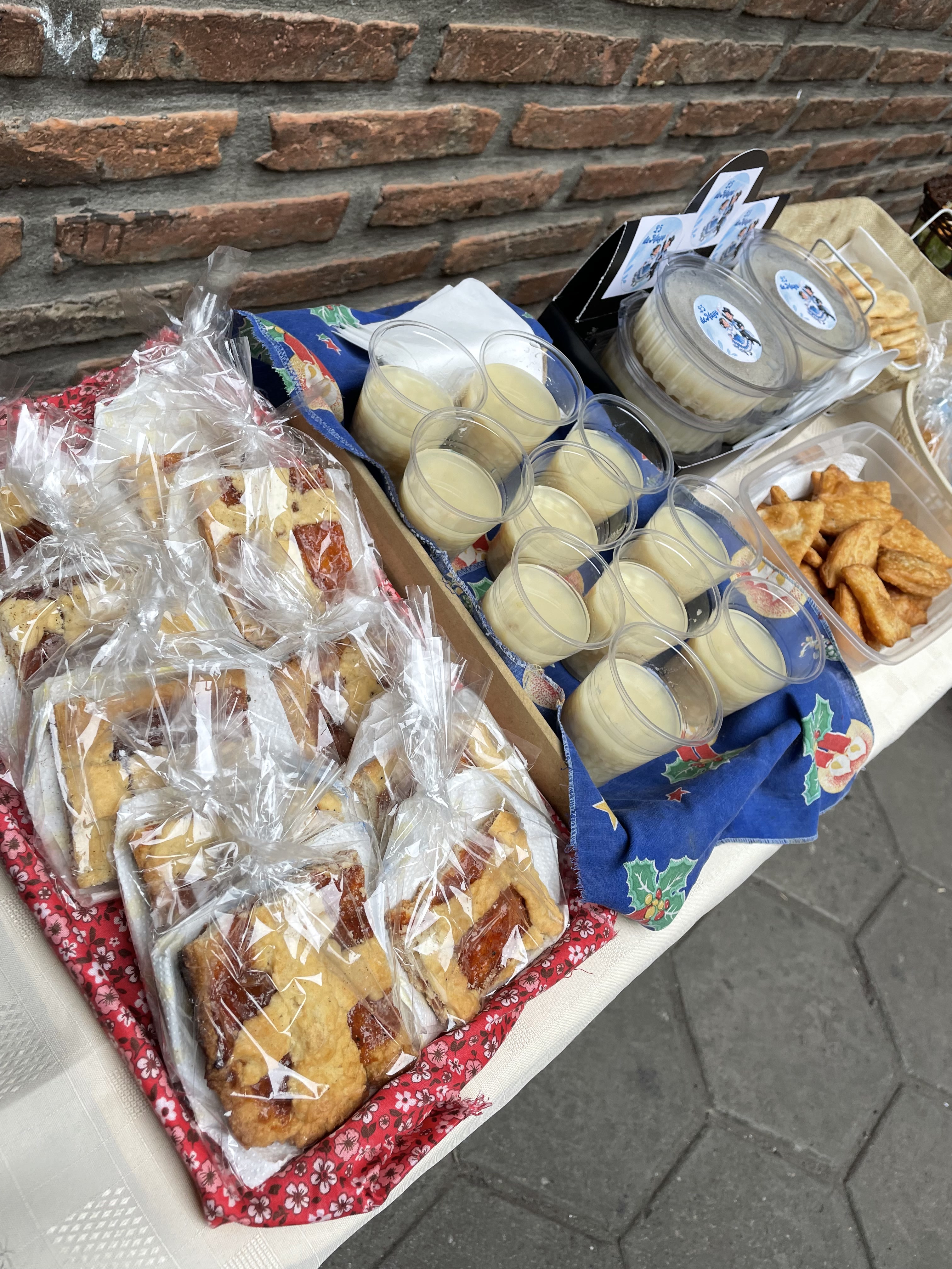 Muestras 25 de mayo